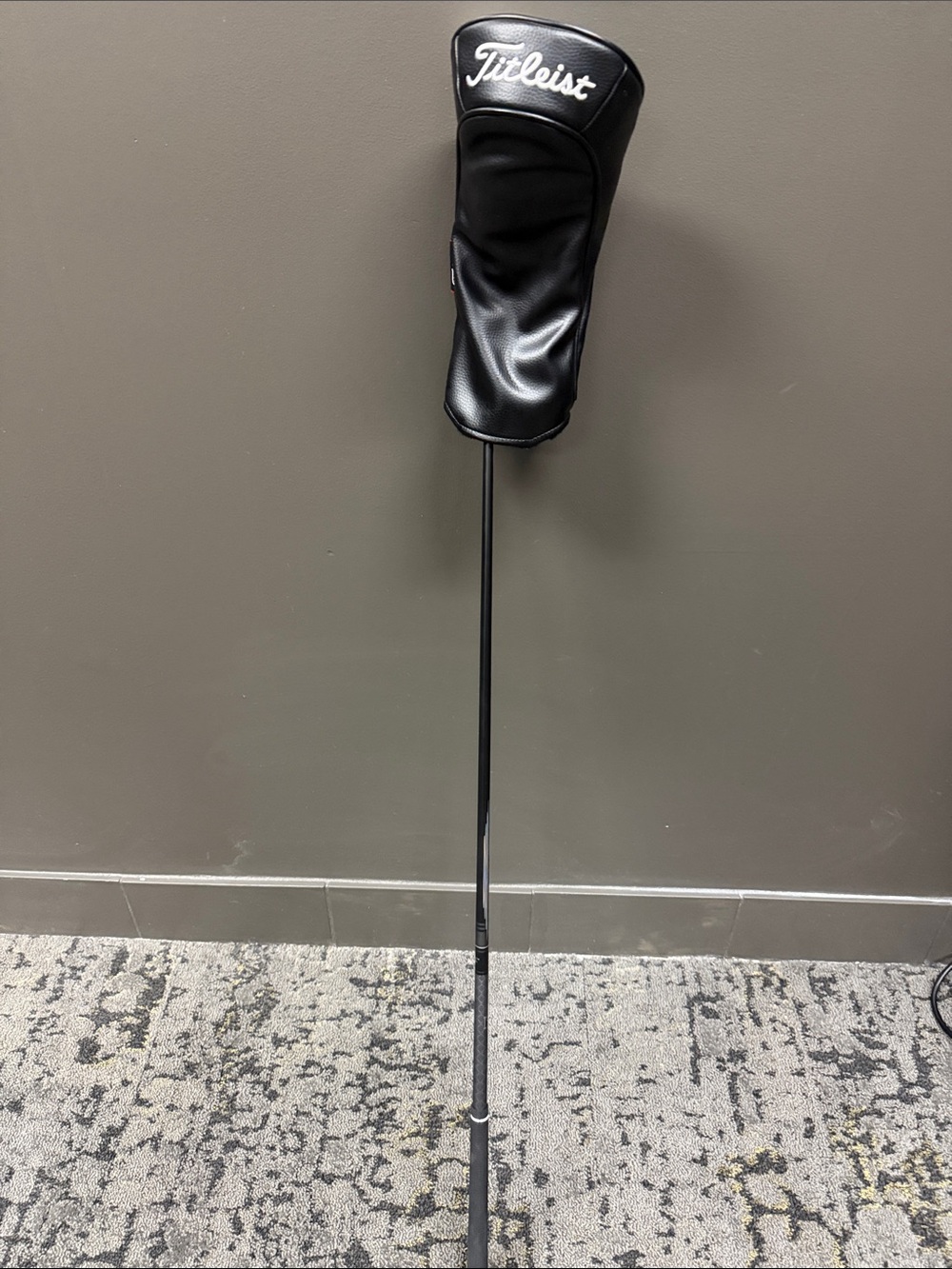 Titleist Black Golf Driver with Headcover